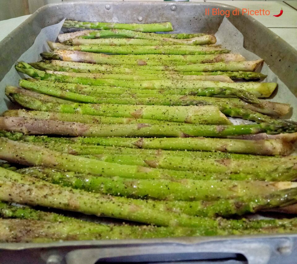 Asparagi cotti al forno senza bollitura
