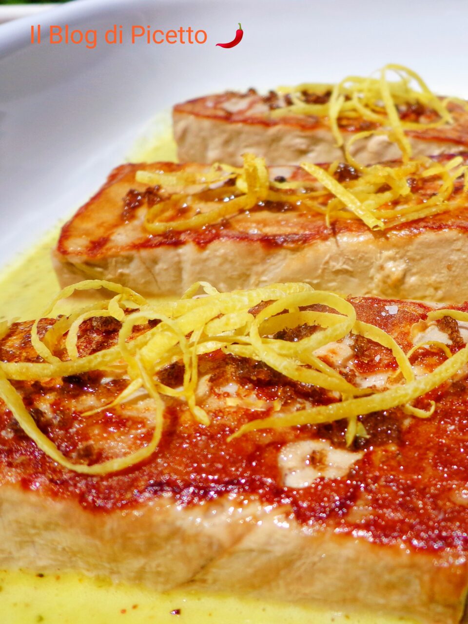 Trancio di tonno alla griglia con salsa salmoriglio