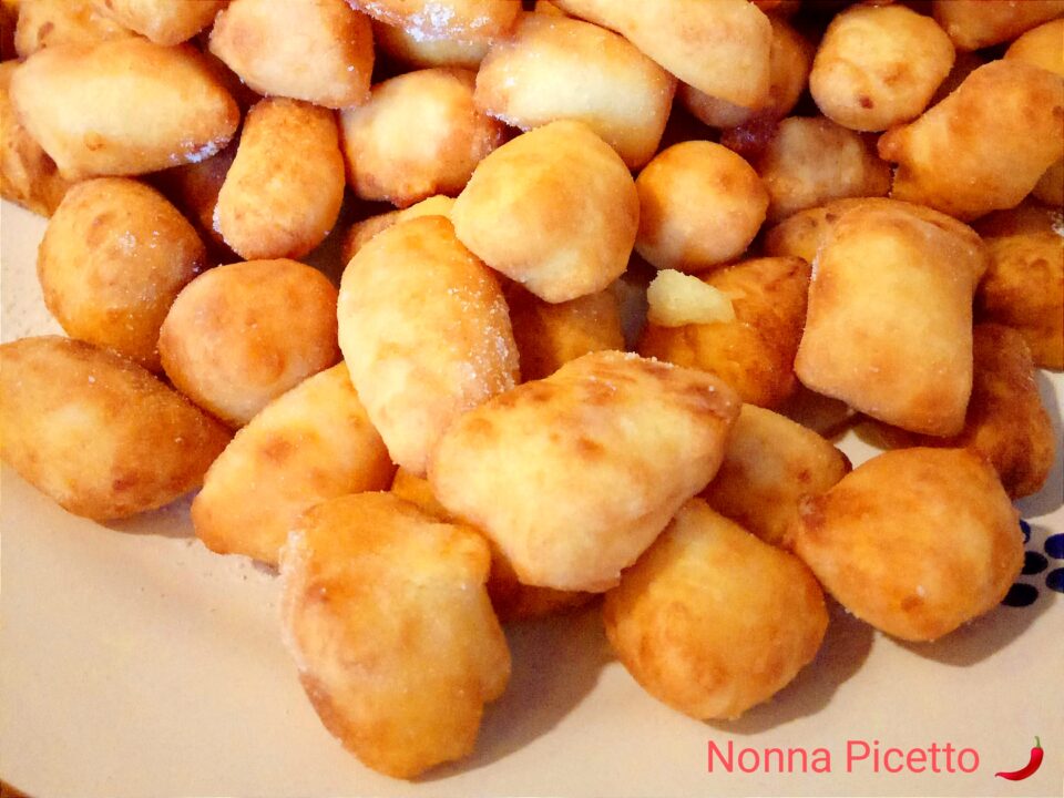 Gnocchi di patate fatti in casa: ricetta originale di Nonna Picetto Kipferl di patate