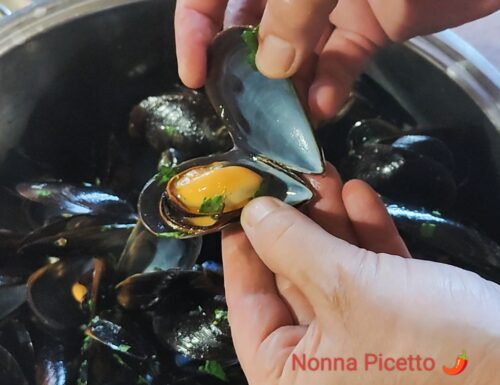 Impepata di cozze ricetta della nonna
