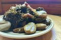 Fave fresche stufate con cipolla di Tropea e finocchietto selvatico: ricetta calabrese di Nonna Picetto