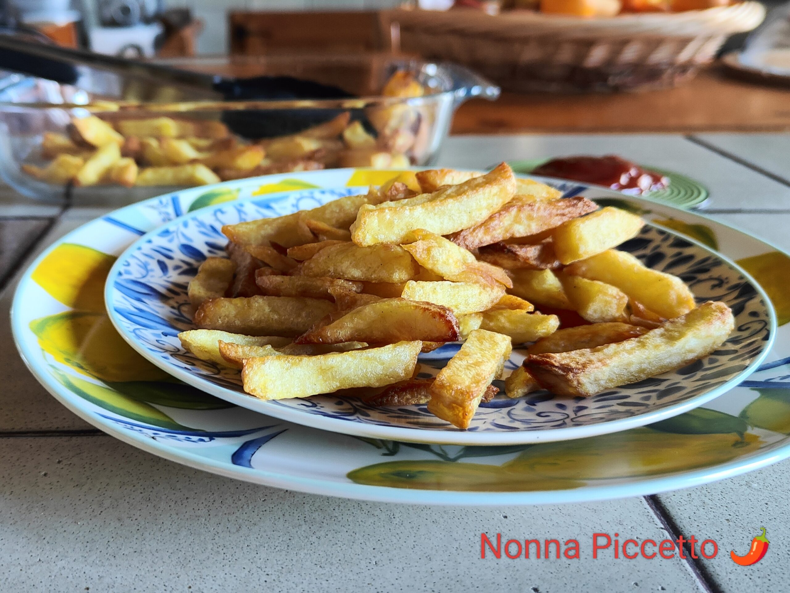 Patatine chips in friggitrice ad aria croccanti e asciutte: ricetta collaudata di Nonna Picetto