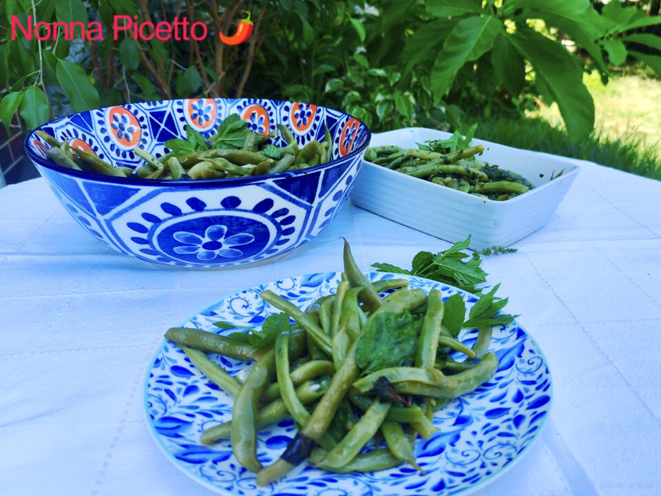 Fagiolini lessi aglio, aceto e menta ricetta calabrese di Nonna Picetto